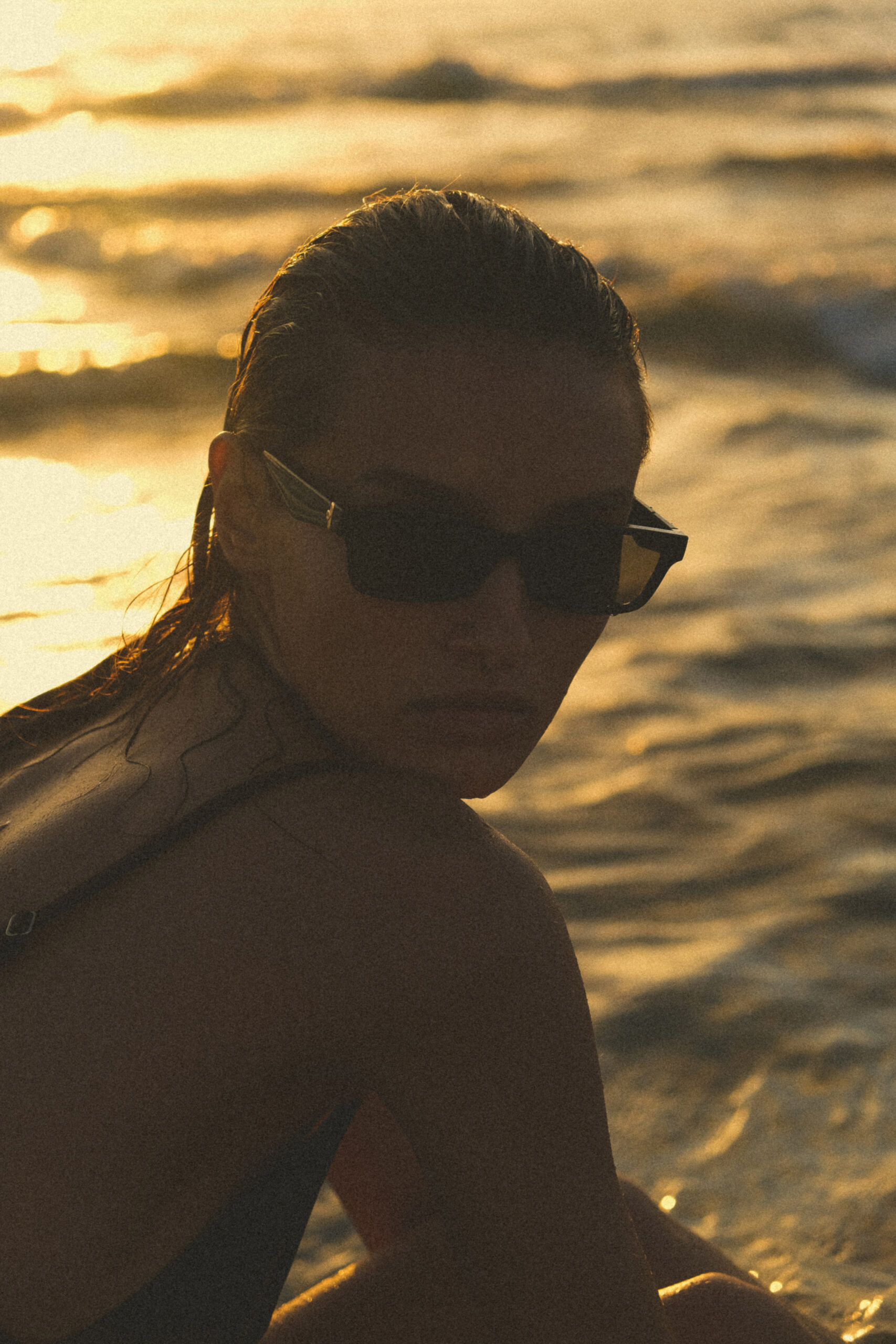 foto mujer al mar